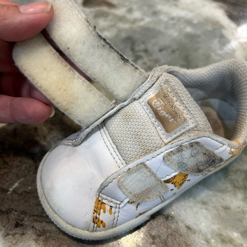 Onitsuka Tiger by Asics lawnship PS have wear baby size 5